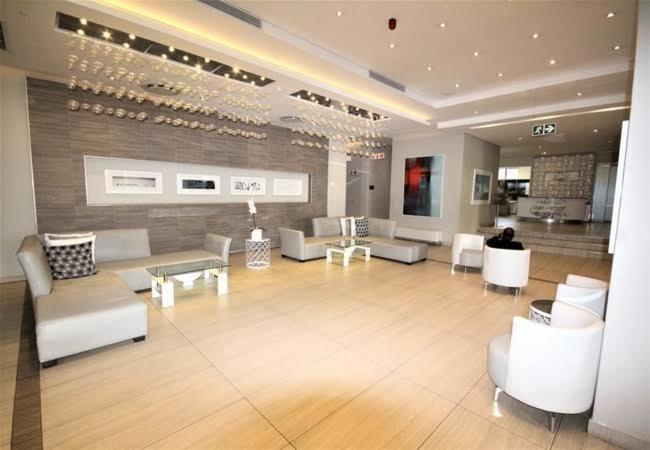 Sandton Skye Apartments Γιοχάνεσμπουργκ Εξωτερικό φωτογραφία