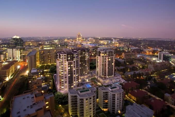 Sandton Skye Apartments Γιοχάνεσμπουργκ Εξωτερικό φωτογραφία