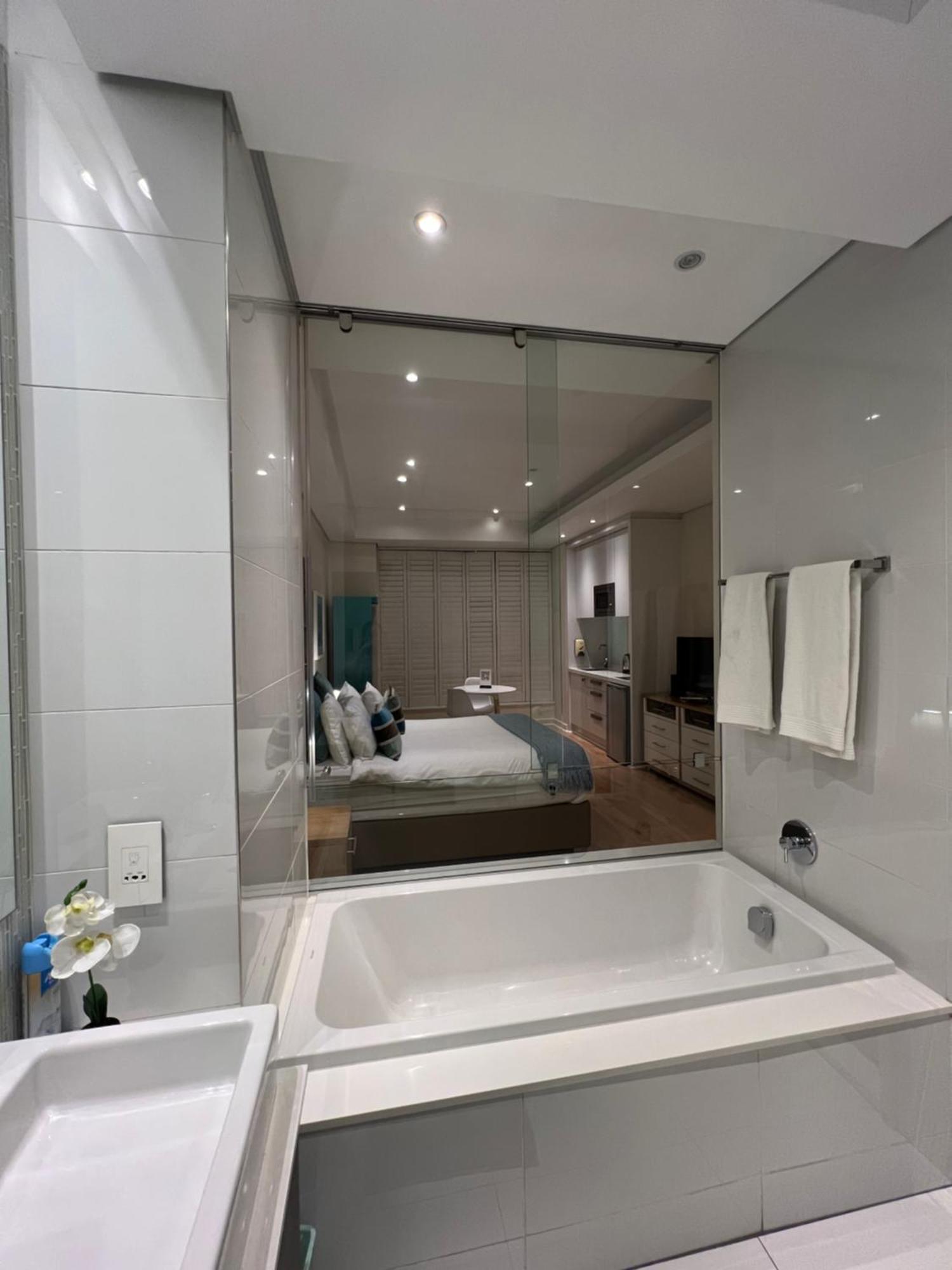 Sandton Skye Apartments Γιοχάνεσμπουργκ Εξωτερικό φωτογραφία